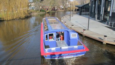 amsterdam canal cruise boat