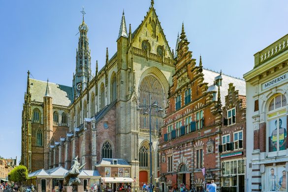 Grote Markt Haarlem church
